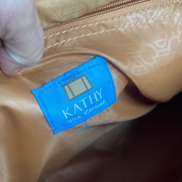 Kathy Van Zeeland Y2K NWOT Chocolate Croc-Embossed travel bag - Picture 8 of 12